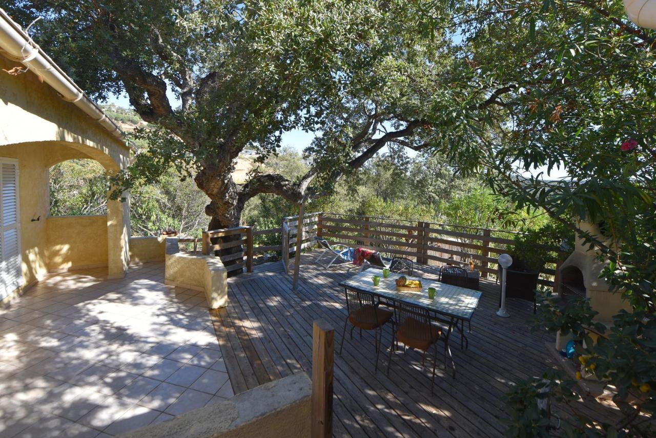 סנט-לוסידה פורטו-וקיו Residence Chiar' Di Luna מראה חיצוני תמונה